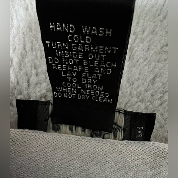 Floral Beaded Sweater by PECK & PECK SZ M - Picture 10 of 10